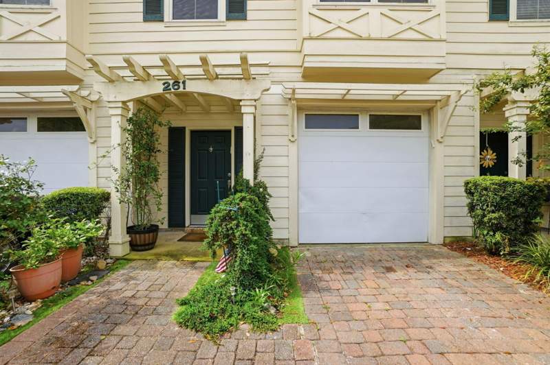 3 bedroom Townhouse at 261 Mattie M Kelly Boulevard #261, Old Bay Village Phase 1, Destin — photo 2