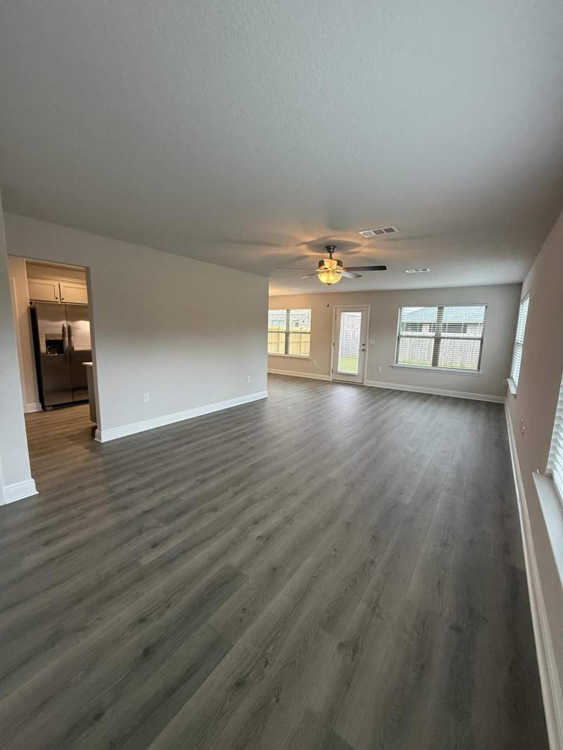 4 bedroom Detached Single Family at 199 Ridgeway Circle, Ridgeway Landing, Crestview — photo 5