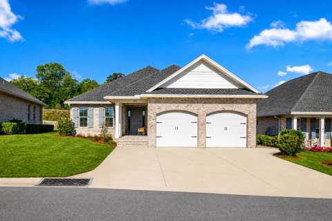 182 Raiders Trail, home for sale in Valparaiso 32580