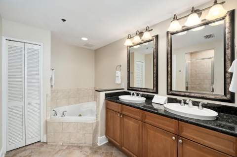 1150 Santa Rosa Boulevard #305, Fort Walton Beach FL - photo 15 of 43