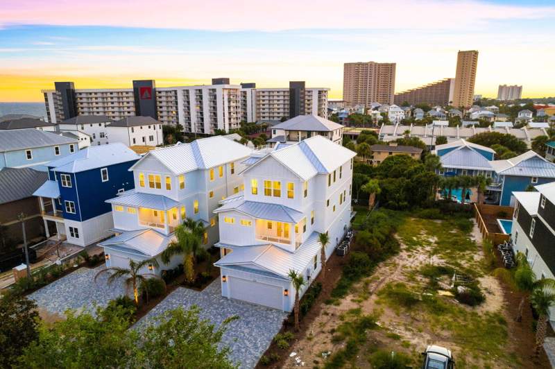 7 bedroom Detached Single Family at 134 Sandtrap Road, Miramar Beach, Miramar Beach — photo 2