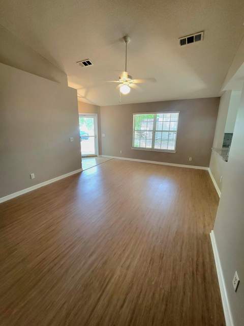 280 Timber Wind Drive, DeFuniak Springs FL - photo 12 of 37