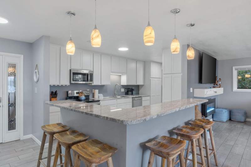 7 bedroom Detached Single Family at 157 Monahan Drive, Bella Vista, Fort Walton Beach — photo 4