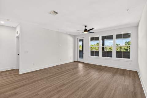 277 The Grove Drive #322, Miramar Beach FL - photo 6 of 40