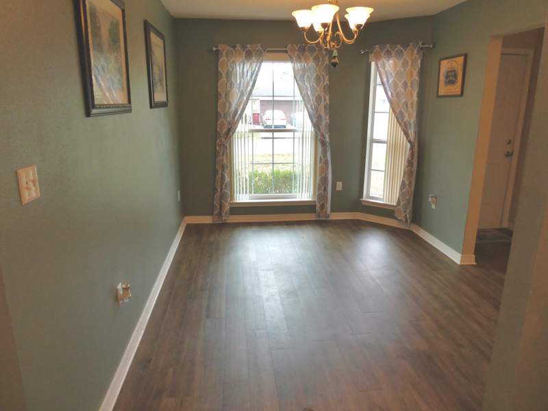 4 bedroom Detached Single Family at 5111 Whitehurst Lane, Antioch Estates S/D 2, Crestview — photo 4
