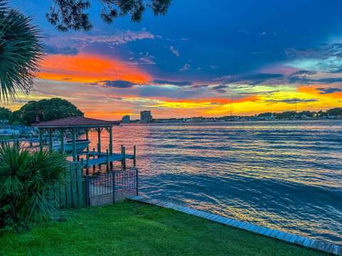519 Dorado Avenue, Fort Walton Beach FL - photo 9 of 91