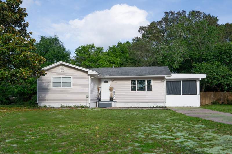 3 bedroom Detached Single Family at 113 NW Maurice Avenue, Vesta Heights 1st Addn, Fort Walton Beach — photo 3