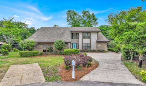645 Carr Drive, waterfront for sale in Niceville