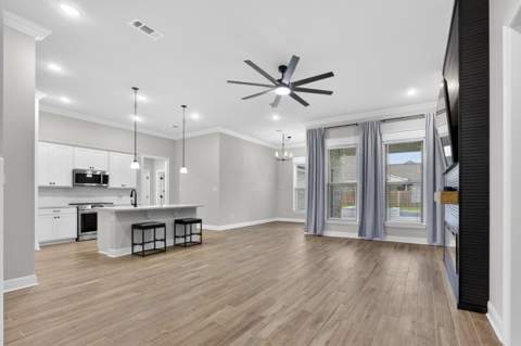 155 Lumen Loop, Freeport FL - photo 7 of 82