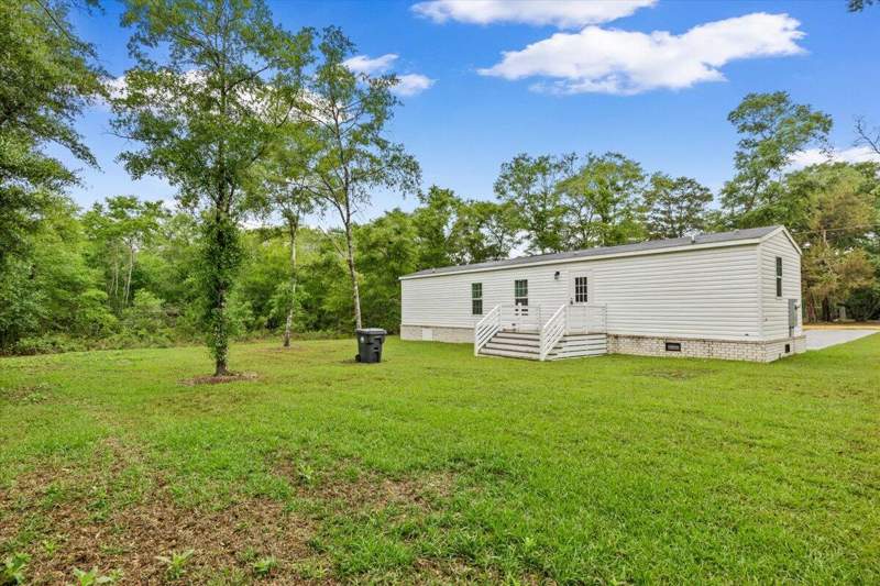 2 bedroom Manufactured Home at 45 Royal Palm Avenue, Oakwood Hills Unit 1, DeFuniak Springs — photo 4