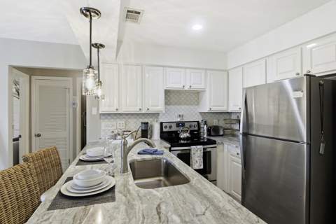445 Gulf Shore Drive #208, Destin FL - photo 15 of 35