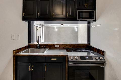 402 Marshall Court #Unit 01, Fort Walton Beach FL - photo 9 of 21