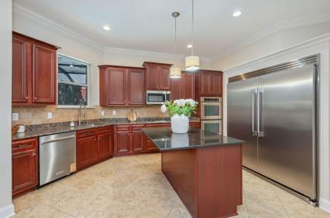 16 Plantation Oaks Drive, Mary Esther FL - photo 17 of 71