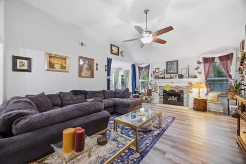 344 Brookwood Boulevard, Mary Esther FL - photo 7 of 30