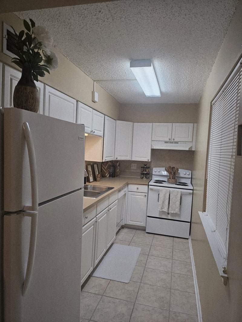 1 bedroom Condominium at 209 W Miracle Strip Parkway #D208, Cedars Condo, Mary Esther — photo 3