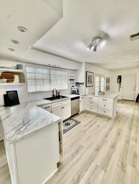 708 Spencer Drive, Fort Walton Beach FL - photo 7 of 22