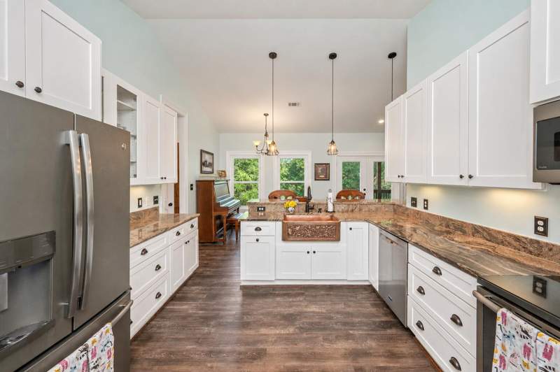 5 bedroom Detached Single Family at 1827 Waterway Drive, Hidden Springs, Baker — photo 5