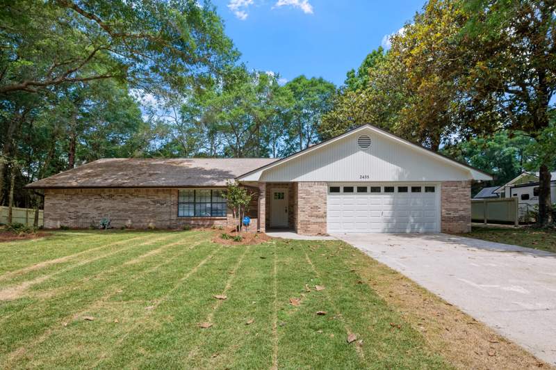 4 bedroom Detached Single Family at 2435 Rocky Shores Drive, Rocky Bayou, Niceville — photo 4