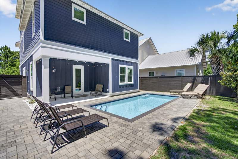 6 bedroom Detached Single Family at 167 Lakeland Drive, Frangista Beach 3rd Addition, Miramar Beach — photo 2