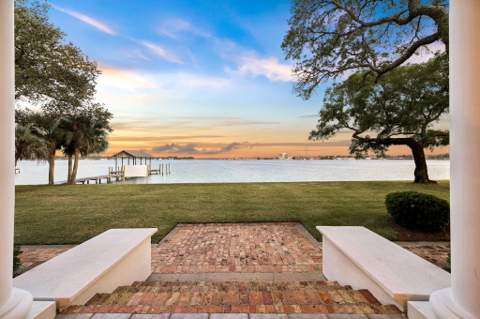 11 Paradise Point Road, Shalimar FL - photo 10 of 30