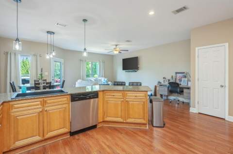 406 Arbor Lake Drive, Crestview FL - photo 13 of 46