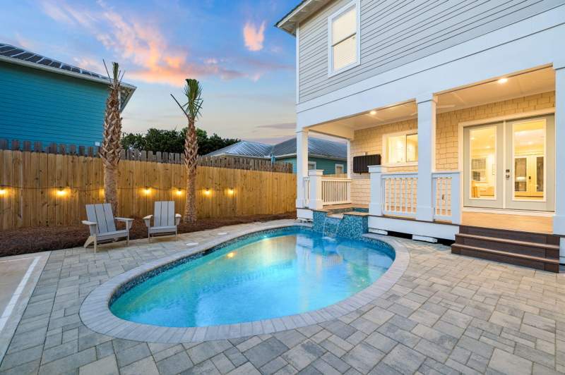 8 bedroom Detached Single Family at 86 Sunfish Street, Kokomo Kove, Destin — photo 4