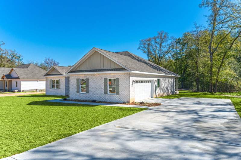 4 bedroom Detached Single Family at 1511 Kais Street, Mossy Oak S/D, Baker — photo 3