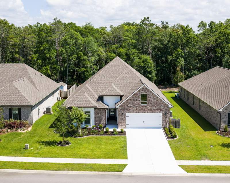 4 bedroom Detached Single Family at 77 Constellation Avenue, Hammock Bay - Starburst, Freeport — photo 2