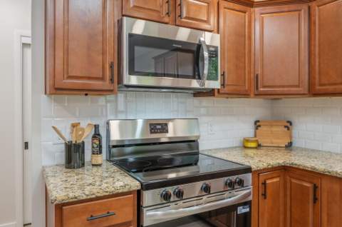120 Jamestown Avenue, Fort Walton Beach FL - photo 12 of 30