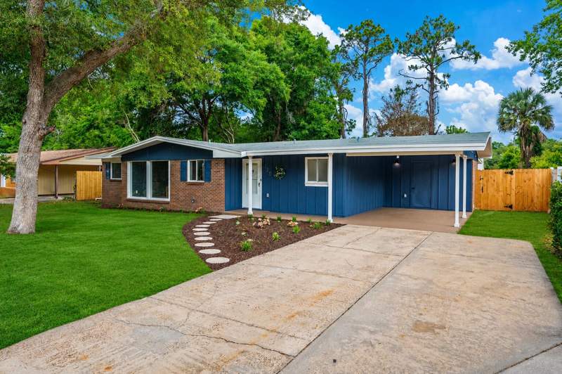3 bedroom Detached Single Family at 120 Jamestown Avenue, Colonial Estates, Fort Walton Beach — photo 3