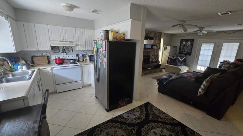 2 bedroom Townhouse at 334 Harris Street, Seashore Village T/H, Mary Esther — photo 2