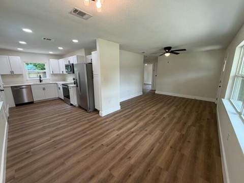 197 W North Avenue, Crestview FL - photo 7 of 15