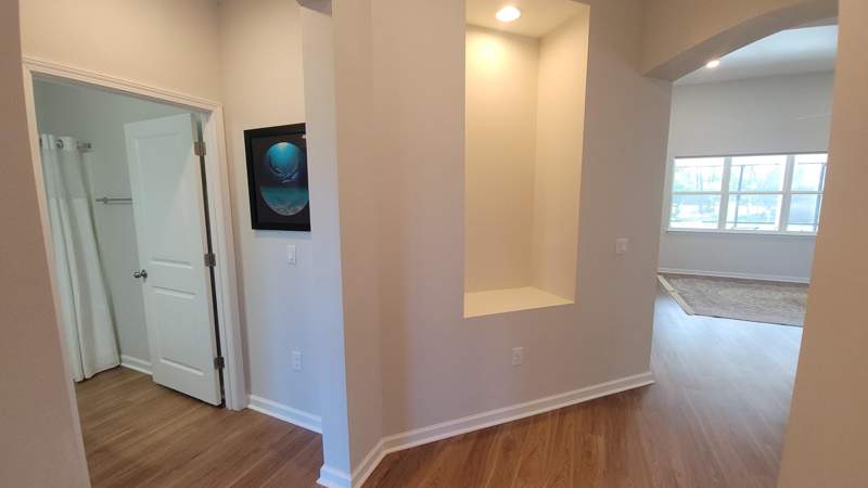 4 bedroom Detached Single Family at 437 Gentle Wind Court, Windswept Estates, Freeport — photo 5