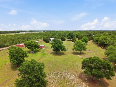 585 E Huckaba Road, DeFuniak Springs FL - photo 13 of 41