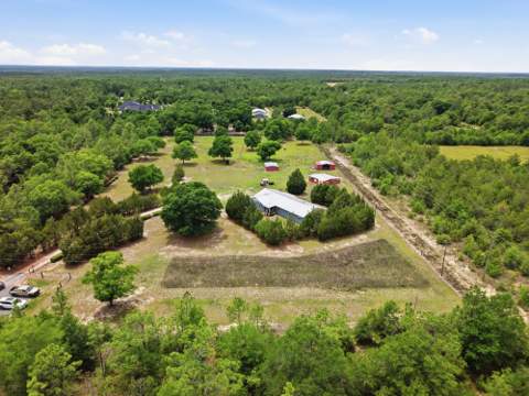 585 E Huckaba Road, DeFuniak Springs FL - photo 7 of 41