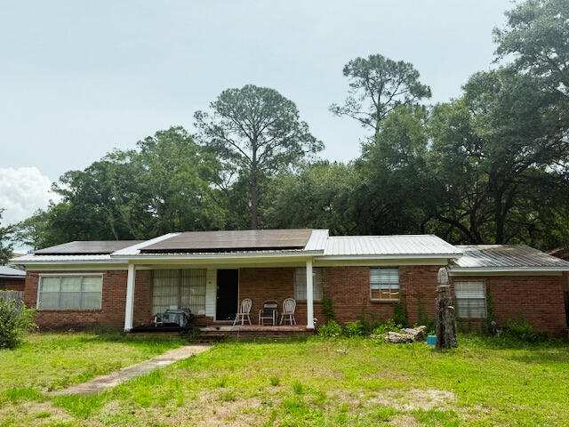 3 bedroom Detached Single Family at 308 Cloverdale Boulevard, Cloverdale S/D, Fort Walton Beach — photo 1