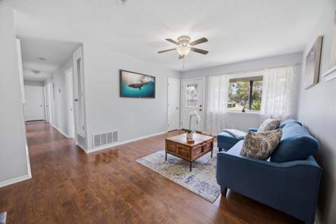 33 SW Temple Avenue, Fort Walton Beach FL - photo 11 of 86