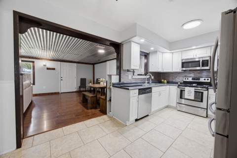 33 SW Temple Avenue, Fort Walton Beach FL - photo 16 of 86