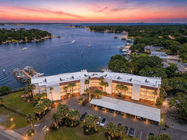7 Laguna Street #206