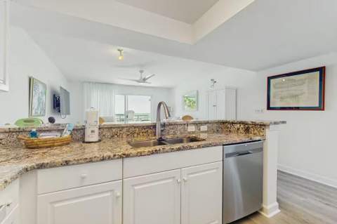 866 Santa Rosa Boulevard #102, Fort Walton Beach FL - photo 9 of 30