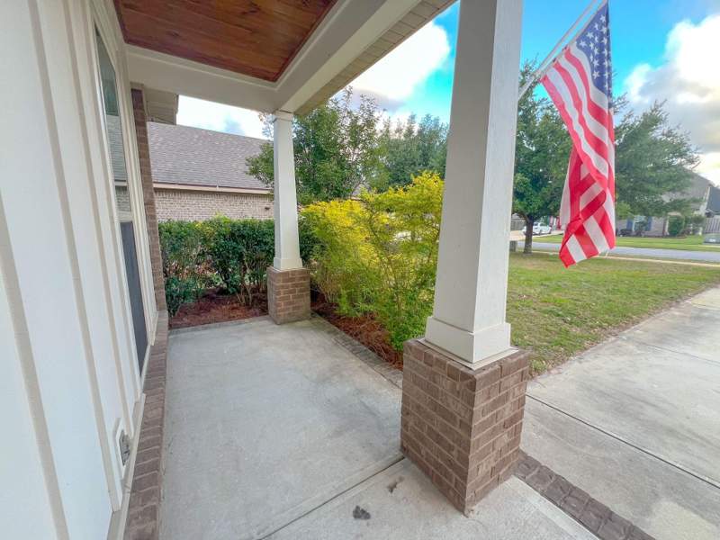 4 bedroom Detached Single Family at 172 Mill Pond Cove, Hammock Bay, Freeport — photo 4