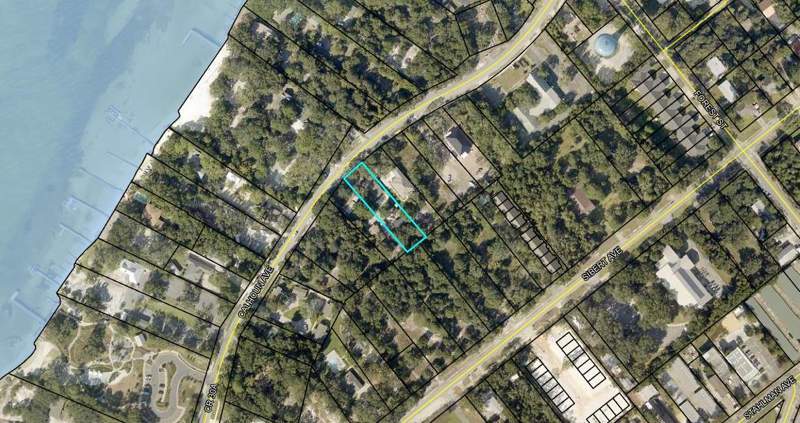 3 bedroom Detached Single Family at 130 Calhoun Avenue, Calhoun S/D To Destin, Destin — photo 2