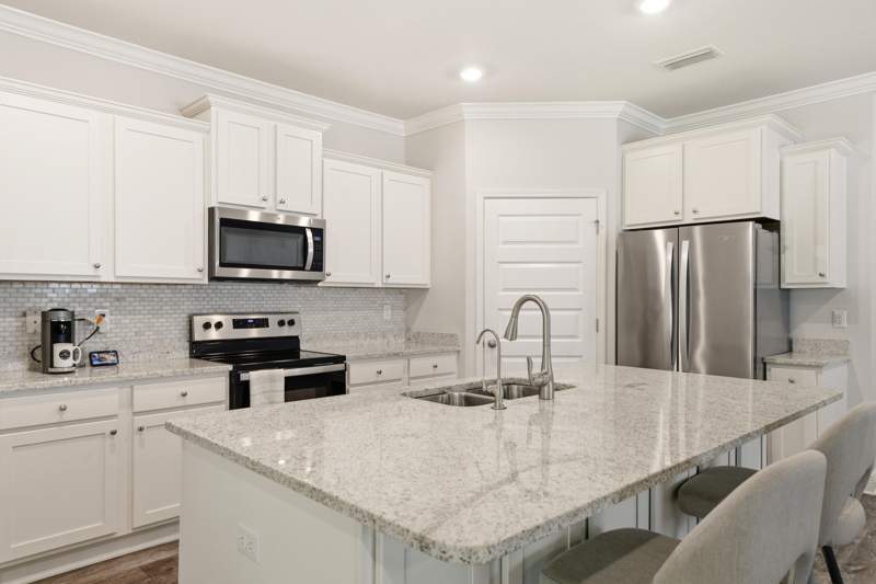 3 bedroom Detached Single Family at 451 Lightning Bug Lane, Firefly at Hammock Bay, Freeport — photo 5
