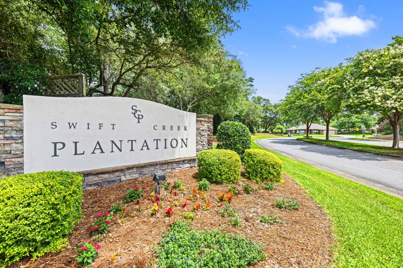 4 bedroom Detached Single Family at 335 Grove Park Drive, Swift Creek Plantation, Niceville — photo 2