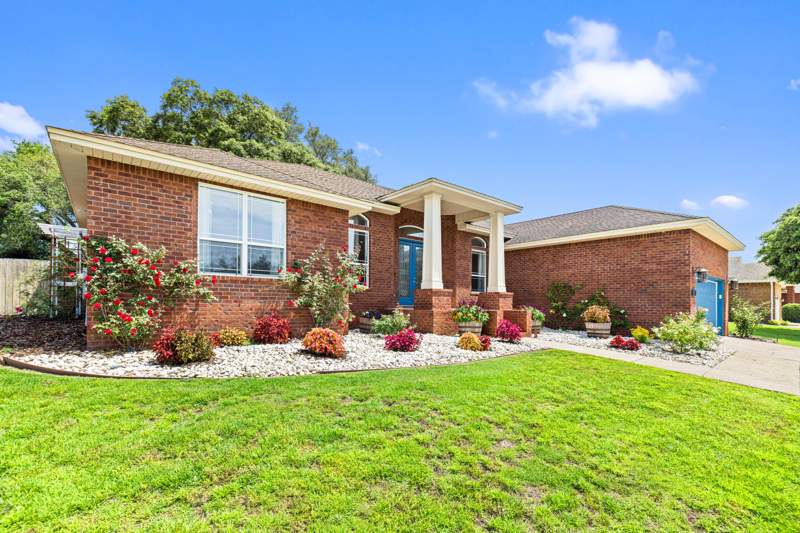 4 bedroom Detached Single Family at 335 Grove Park Drive, Swift Creek Plantation, Niceville — photo 4