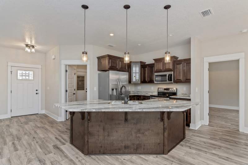 4 bedroom Detached Single Family at 1507 Kais Street, Mossy Oak S/D, Baker — photo 5