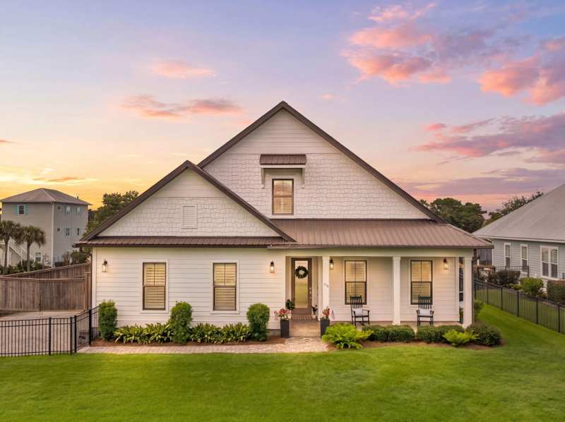 4 bedroom Detached Single Family at 116 Maple Street, Gulfview Heights, Santa Rosa Beach — photo 1