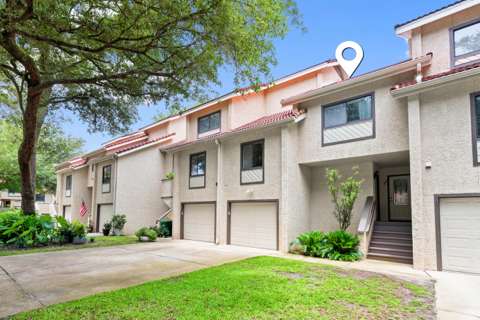 88 Marina Cove Drive, golf community for sale in Niceville