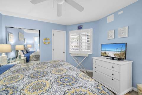 862 Scallop Court ## 104, Fort Walton Beach FL - photo 15 of 31