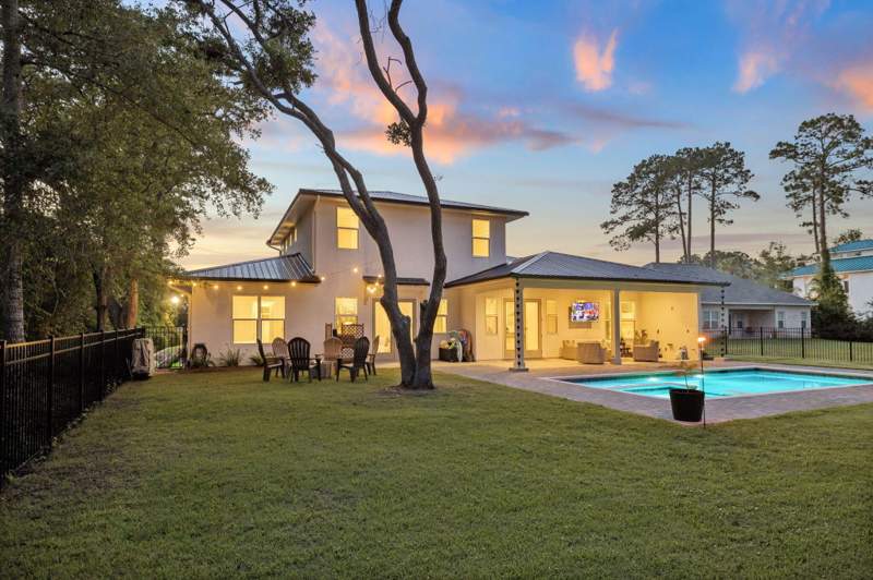 4 bedroom Detached Single Family at 206 Driftwood Point Road, Driftwood Estates, Santa Rosa Beach — photo 2